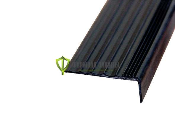 Самоклеящийся угол против скольжения 12500х44 (чёрный) от интернет-магазина Формула Защиты