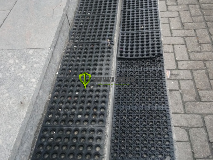 Монтаж резиновых "Ячеистых" проступей на ступени 22.12.2019 г.